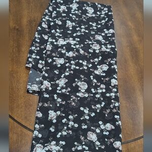 Floral Black and White Scarf Hijab